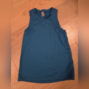 Calie By Carrie Underwood Teal Sleeveless Ribbed Tank Top